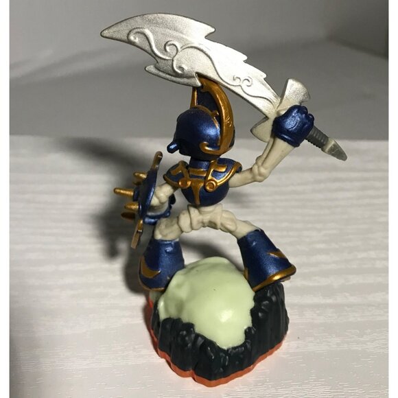 Activision Skylanders Giants Chop Chop Toy Figure With Sword & Shield 2012 - Picture 3 of 5